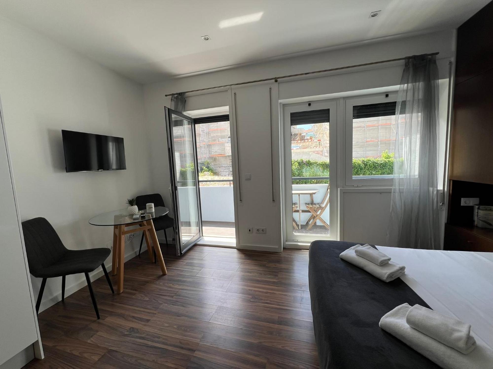 Almada Studios & Suites Πόρτο Εξωτερικό φωτογραφία