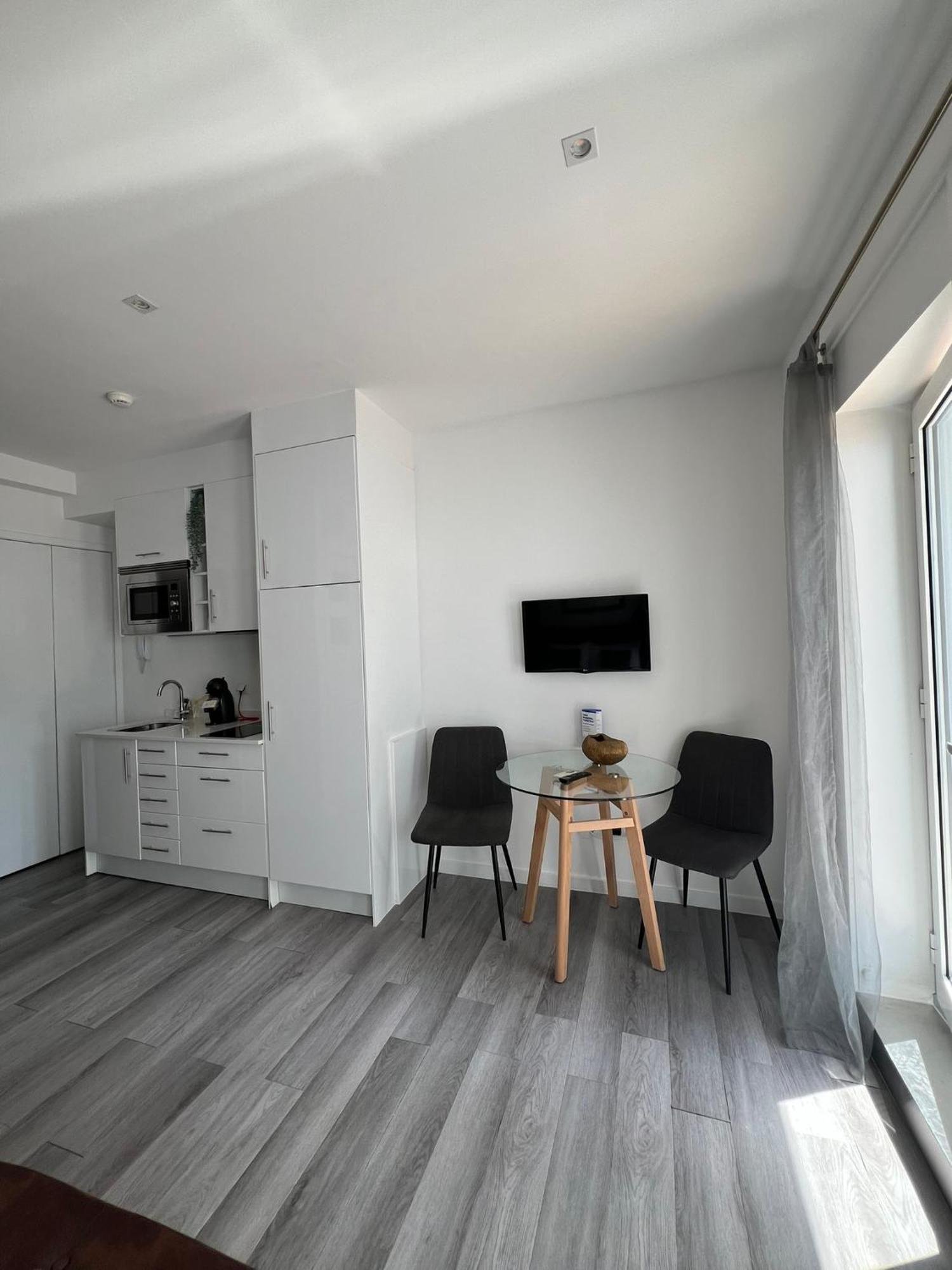 Almada Studios & Suites Πόρτο Εξωτερικό φωτογραφία