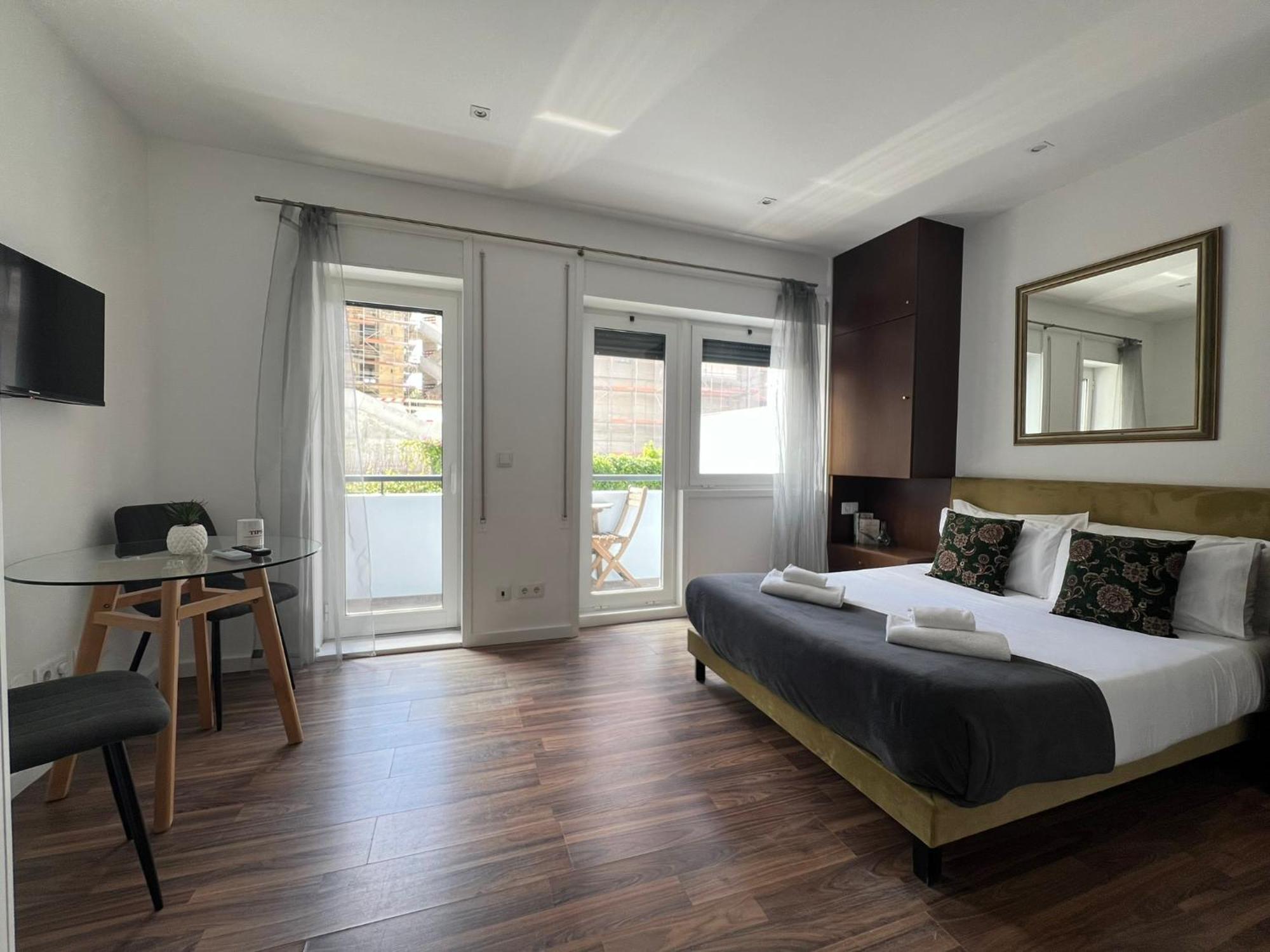 Almada Studios & Suites Πόρτο Εξωτερικό φωτογραφία