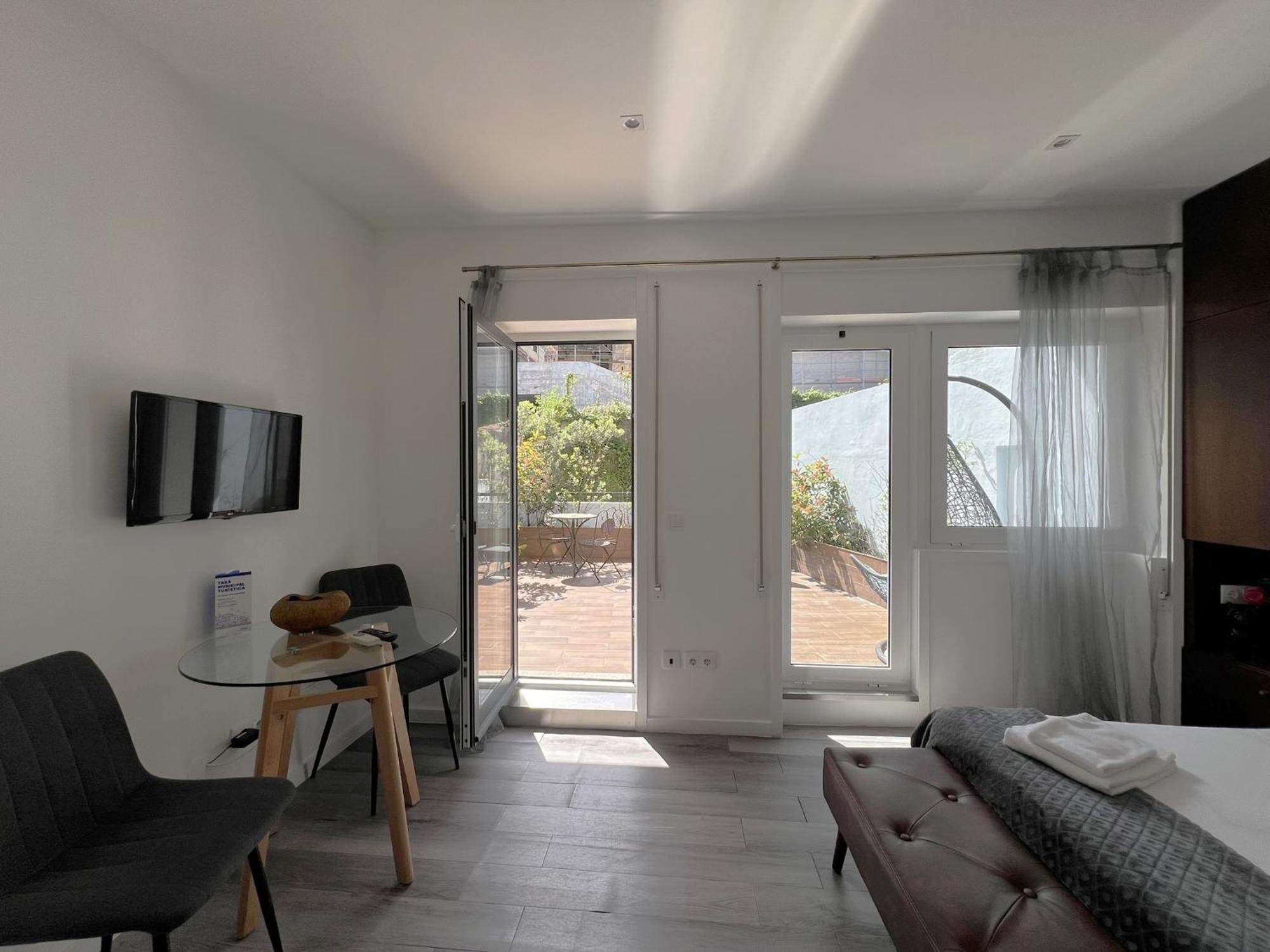 Almada Studios & Suites Πόρτο Εξωτερικό φωτογραφία
