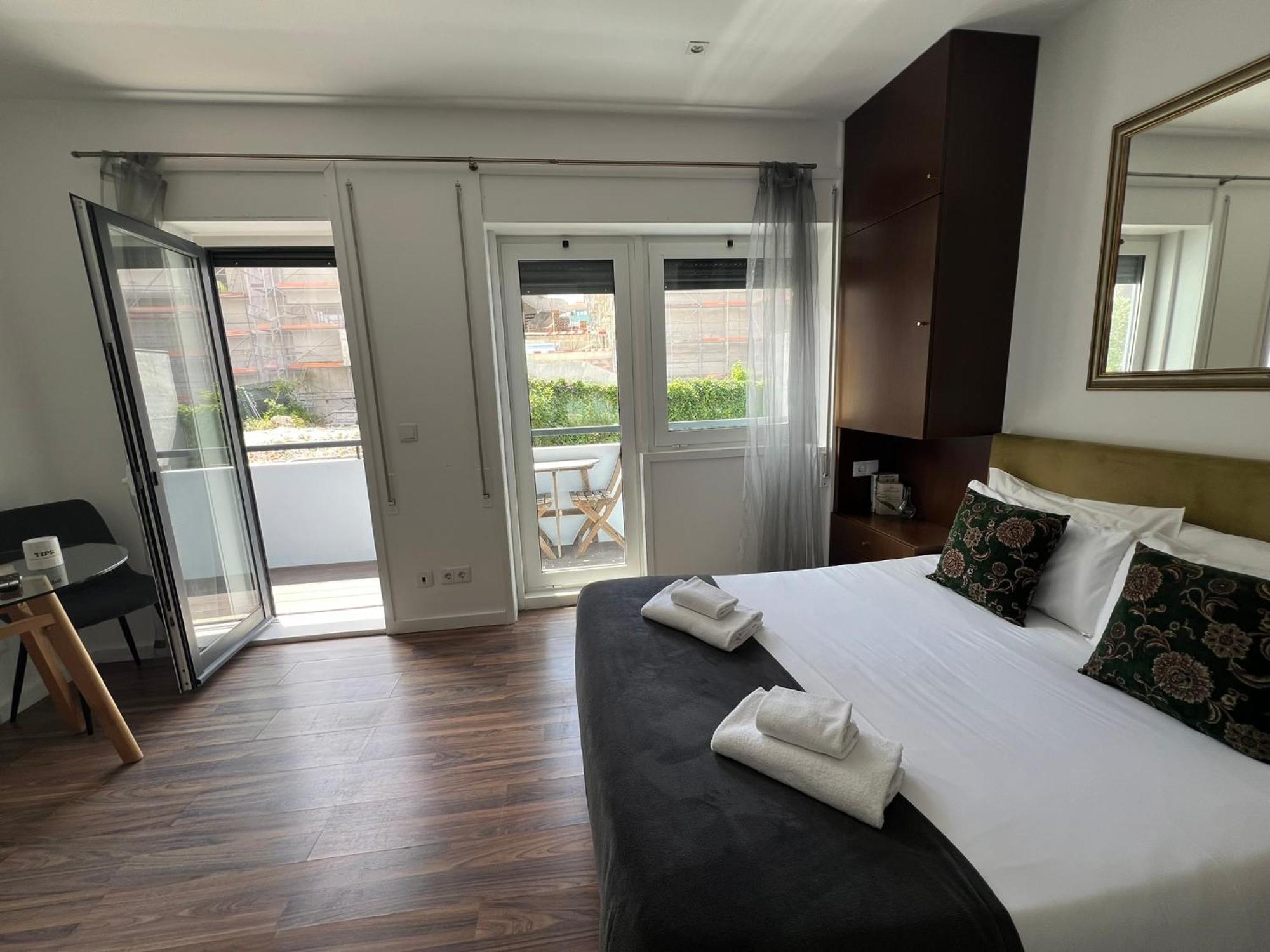 Almada Studios & Suites Πόρτο Εξωτερικό φωτογραφία