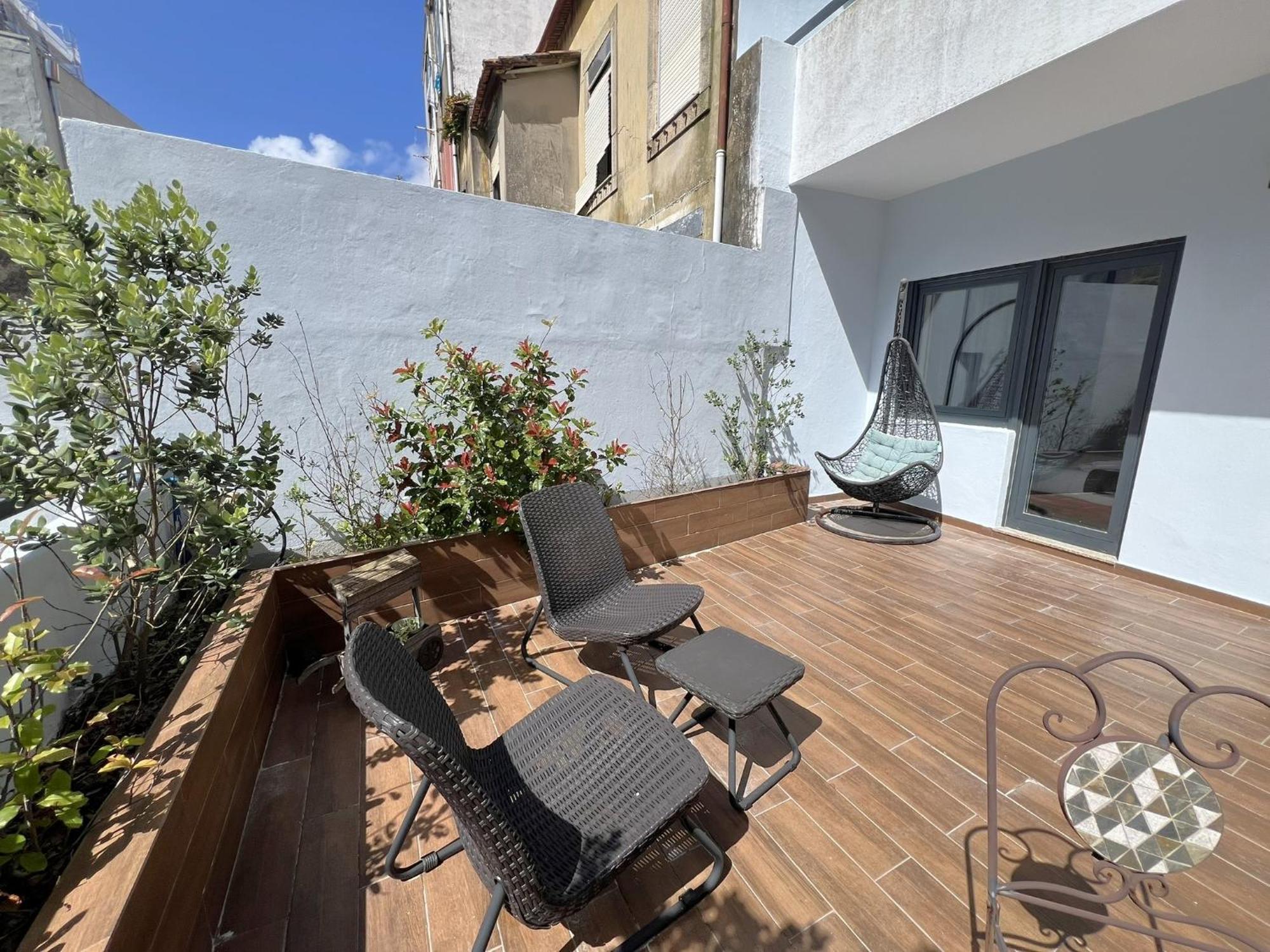 Almada Studios & Suites Πόρτο Εξωτερικό φωτογραφία